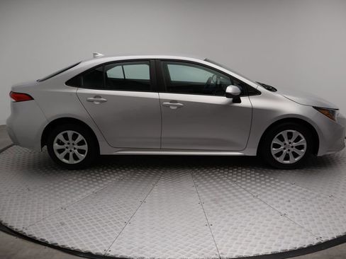 Used 2024 Toyota Corolla LE FWD image 7
