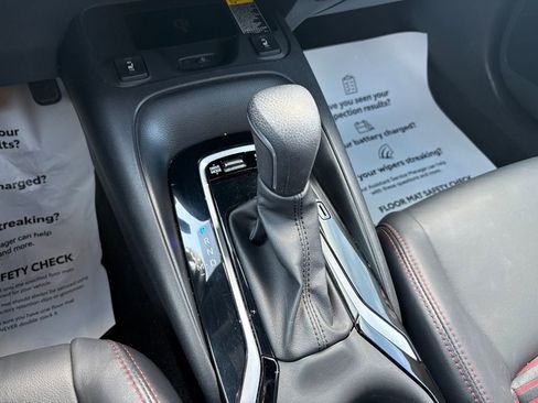 Used 2023 Toyota Corolla XSE image 27