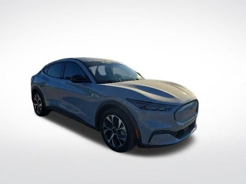 Used 2024 Ford Mustang Mach-E Select RWD image 1