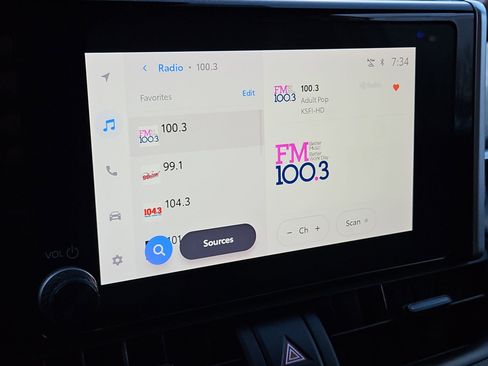 Used 2025 Toyota RAV4 XLE image 25