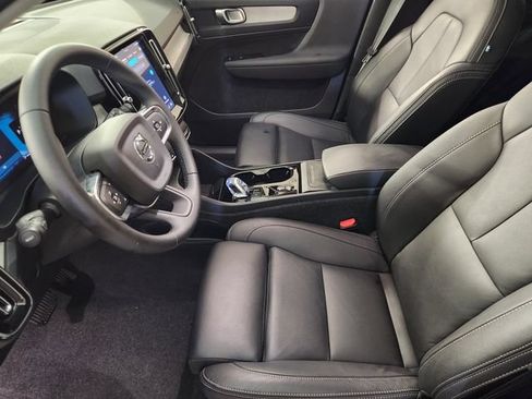 Certified 2026 Volvo XC40 B5 Plus AWD/4WD image 13