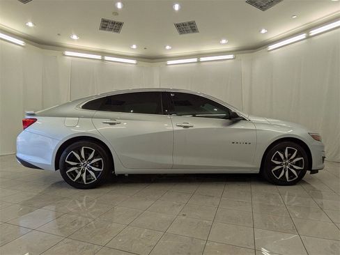 Used 2021 Chevrolet Malibu RS image 11