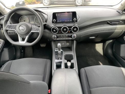 Certified 2023 Nissan Sentra S FWD image 10