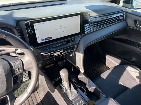 Used 2025 Toyota Camry XSE image 29