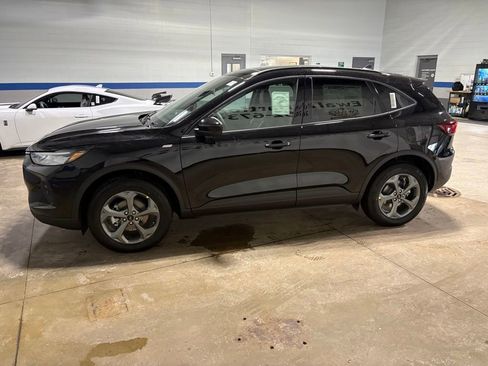 New 2026 Ford Escape ST-Line Select w/ Tech Pack #2 AWD/4WD image 7