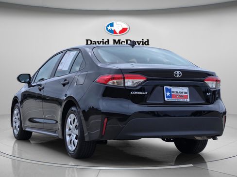 Used 2024 Toyota Corolla LE FWD image 4