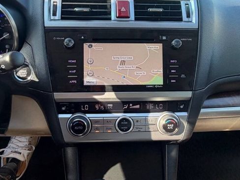 Used 2016 Subaru Outback 3.6R Limited AWD/4WD image 16