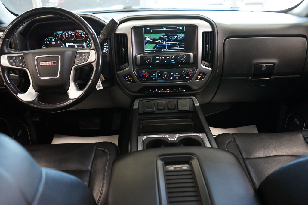 Used 2018 GMC Sierra 1500 SLT AWD/4WD image 39