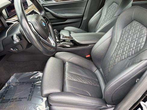Used 2021 BMW 530i RWD image 5