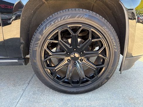 Used 2016 Cadillac Escalade ESV Premium AWD/4WD image 60