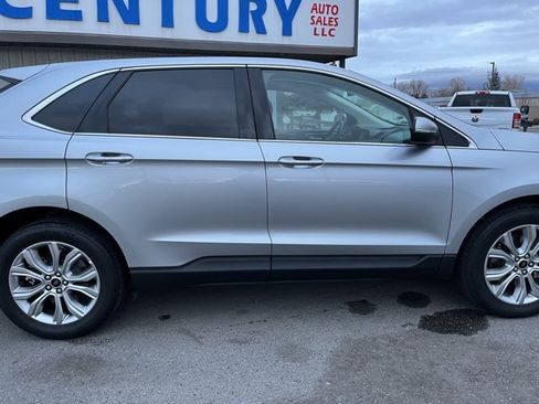 Used 2024 Ford Edge Titanium image 13