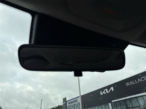 New 2025 Kia K4 EX image 30