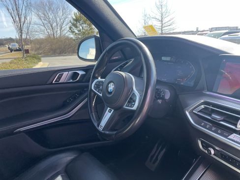 Used 2020 BMW X5 M50i w/ Executive Package image 28