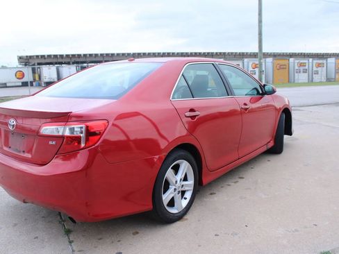 Used 2012 Toyota Camry SE image 6