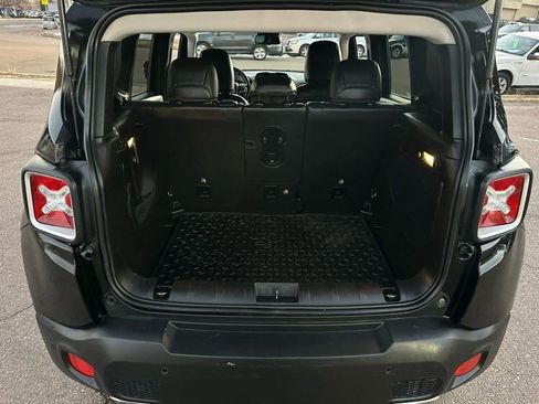 Used 2016 Jeep Renegade Limited image 22