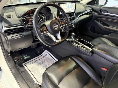 Used 2023 Nissan Altima 2.5 SR w/ SR Premium Package AWD/4WD image 38