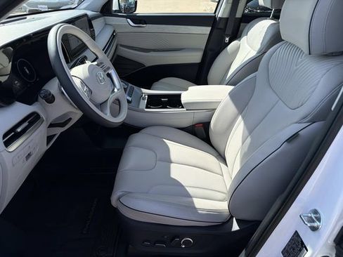Used 2025 Hyundai Palisade Calligraphy image 22