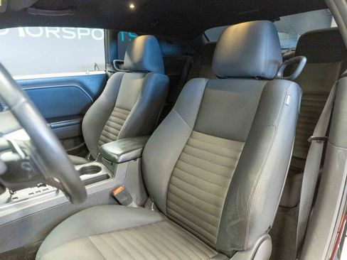 Used 2013 Dodge Challenger R/T w/ Blacktop Pkg image 15