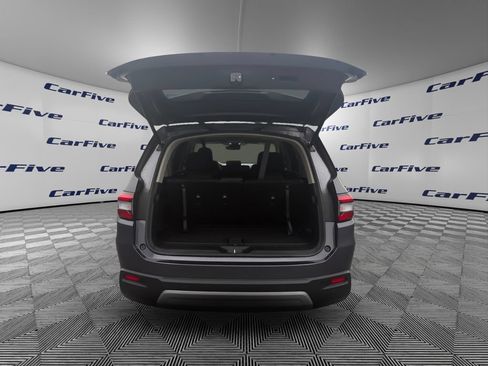 Used 2023 Honda Pilot EX-L image 11