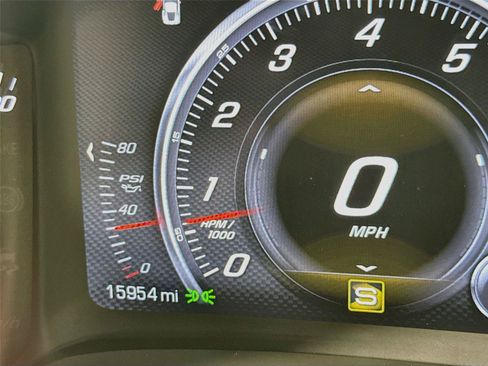 Used 2015 Chevrolet Corvette Stingray Coupe w/ 3LT Preferred Equipment Group RWD image 2