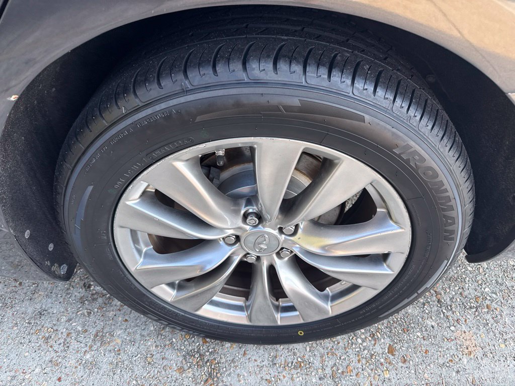 Used 2013 INFINITI M37 w/ Premium Pkg RWD image 28
