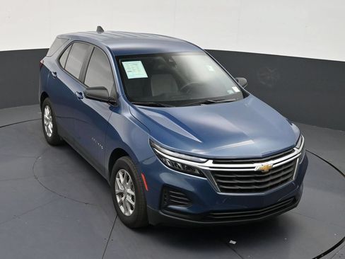 Used 2024 Chevrolet Equinox LS FWD image 17
