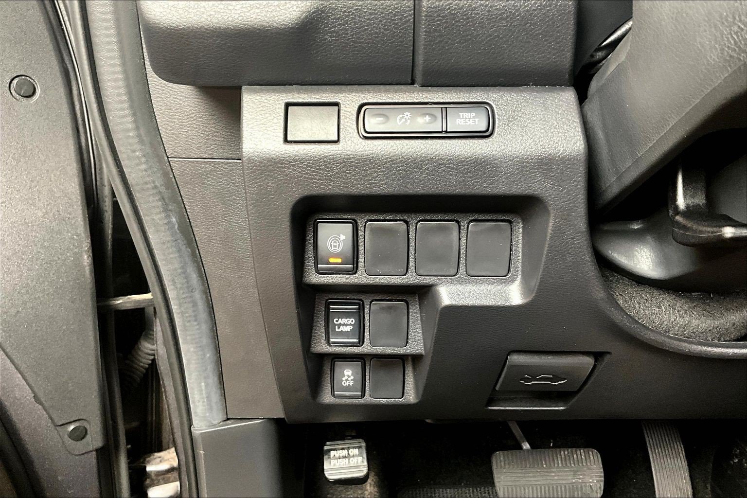 Used 2026 Nissan Frontier SV AWD/4WD image 18