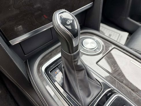 Used 2024 INFINITI QX80 Luxe RWD image 26