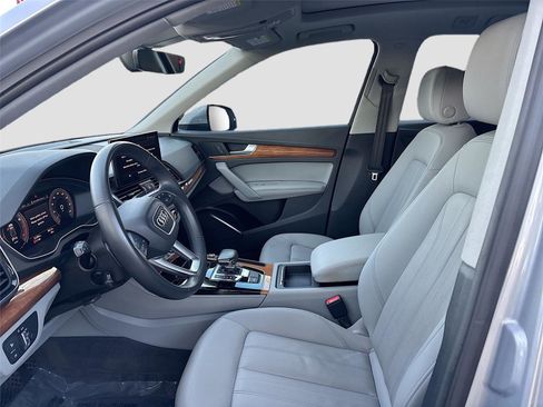 Used 2022 Audi Q5 2.0T Premium Plus image 24