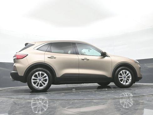 Used 2020 Ford Escape SE FWD image 41