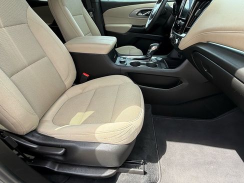 Used 2023 Chevrolet Traverse LS w/ Safety Package FWD image 10