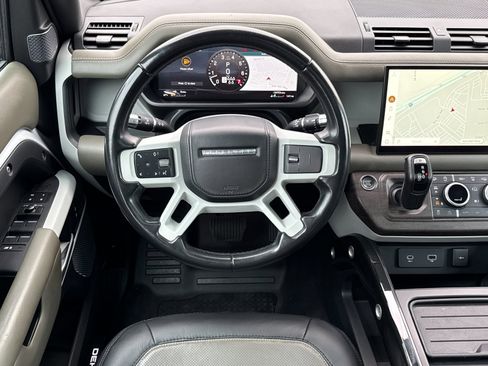 Used 2022 Land Rover Defender 110 X-Dynamic HSE image 13