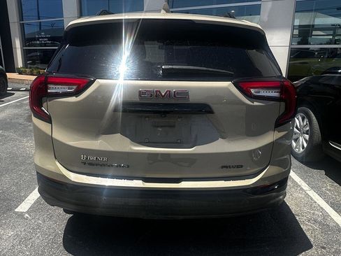 Used 2023 GMC Terrain SLT w/ Tech Package AWD/4WD image 4