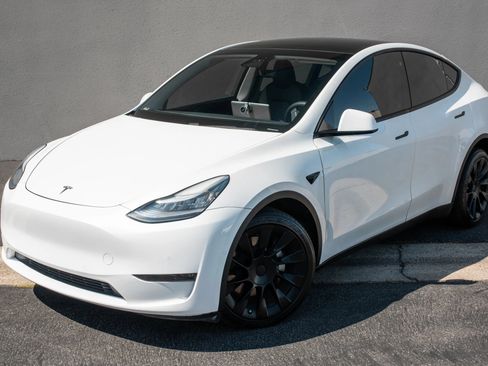 Used 2020 Tesla Model Y Long Range AWD/4WD image 2