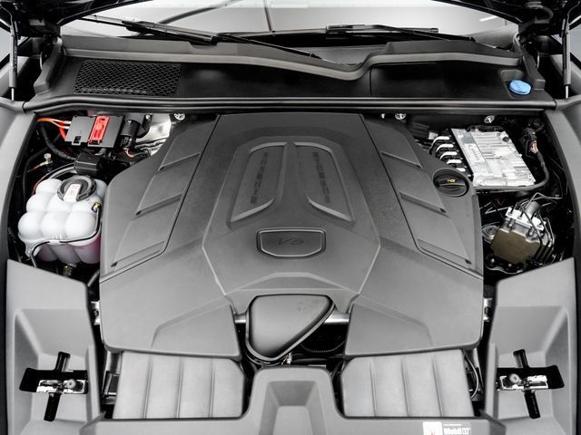 Certified 2026 Porsche Cayenne Coupe AWD/4WD image 24