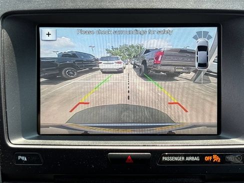 Used 2018 Ford Explorer XLT w/ Equipment Group 202A FWD image 27