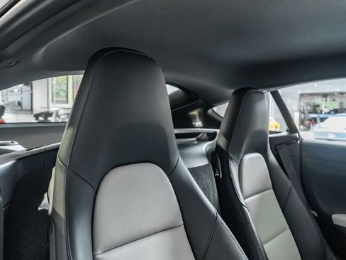 Certified 2020 Porsche 718 Cayman S image 23