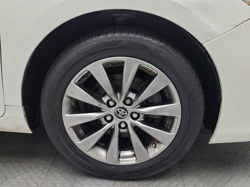 Used 2015 Toyota Camry XLE image 31