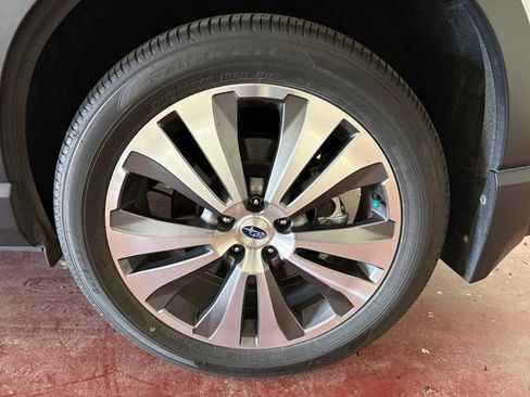 Used 2020 Subaru Ascent Limited w/ Popular Package #2A image 5