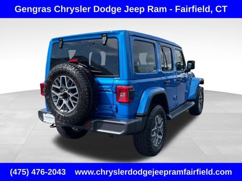Certified 2025 Jeep Wrangler Unlimited Sahara AWD/4WD image 7