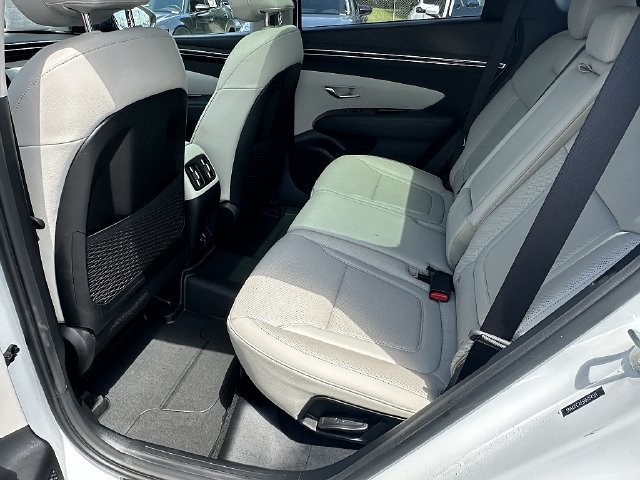 Used 2022 Hyundai Tucson Limited w/ Cargo Package AWD/4WD image 18