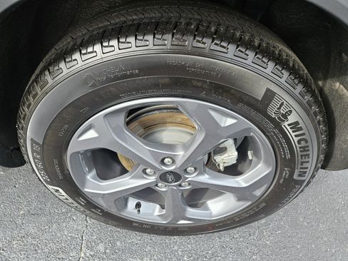 Used 2025 Ford Escape ST-Line image 14