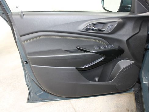 New 2026 Chevrolet Trax LT w/ Driver Confidence Package image 17