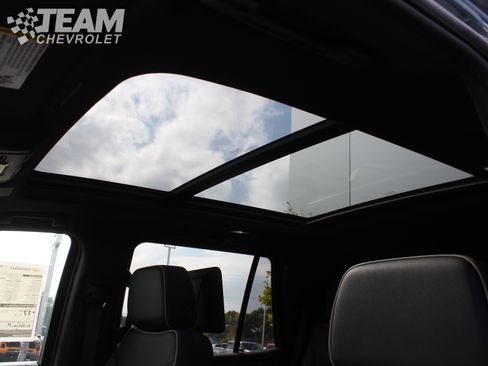 New 2026 Chevrolet Tahoe Premier image 12