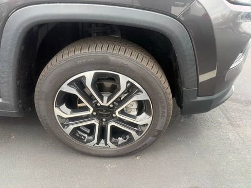 Used 2022 Jeep Compass Limited image 4