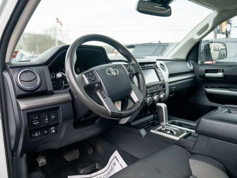 Used 2018 Toyota Tundra SR5 image 22