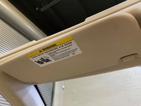 Used 2007 Mercedes-Benz CLK 350 Cabriolet image 29