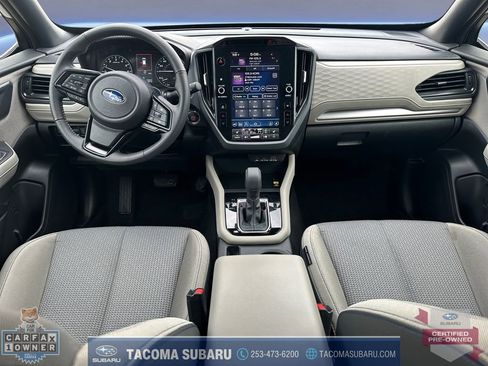 Used 2025 Subaru Forester Premium image 12