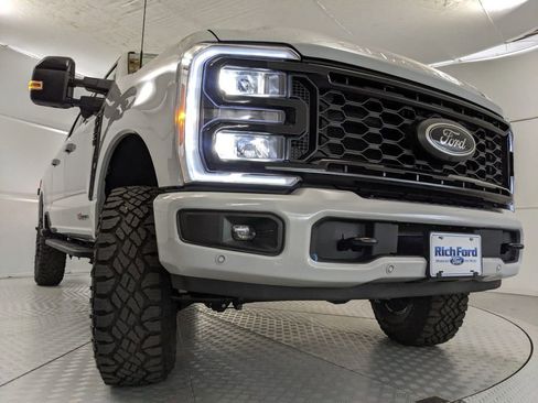 New 2025 Ford F250 Lariat w/ Lariat Ultimate Package image 29