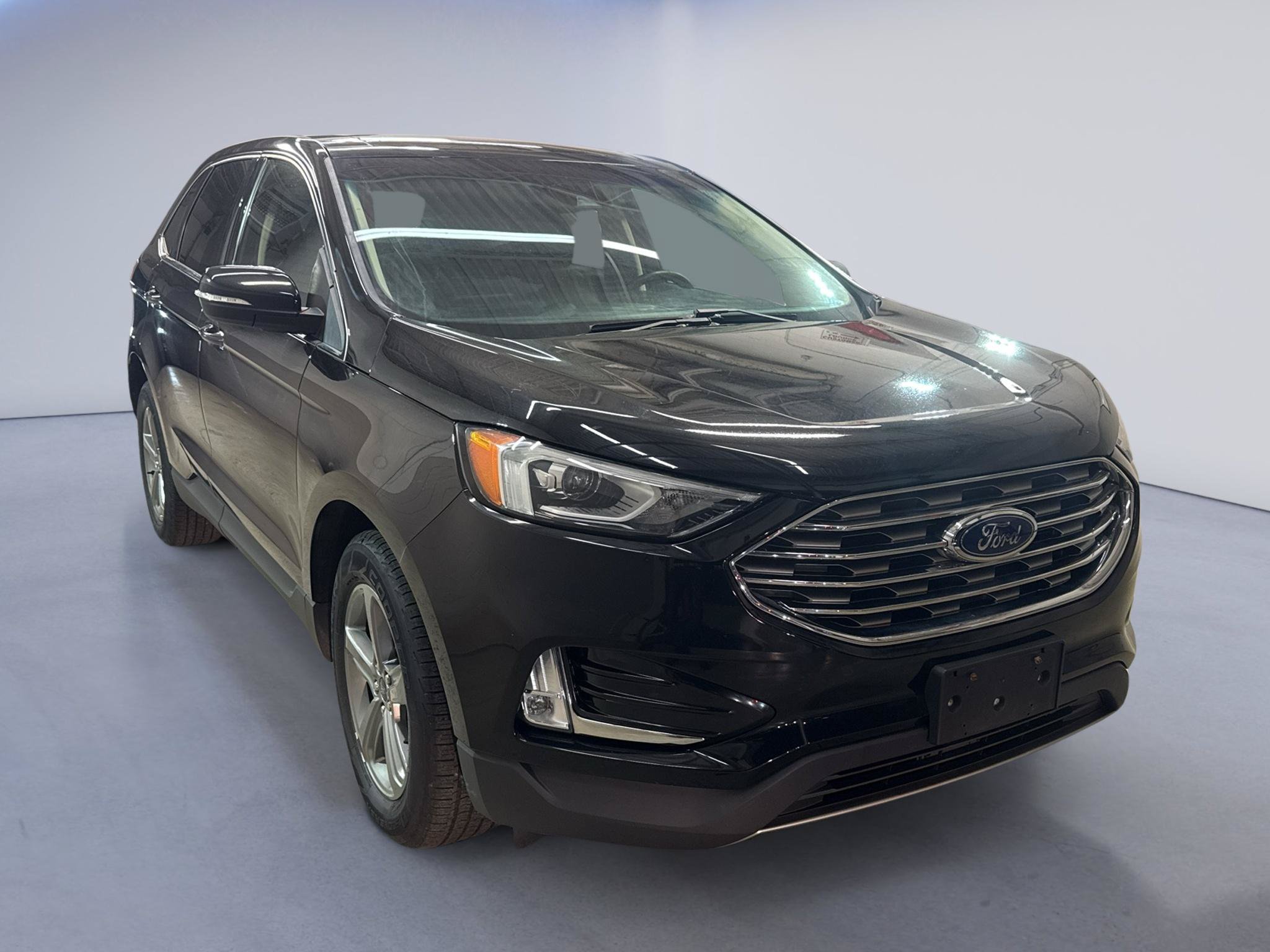Used 2019 Ford Edge SEL w/ Equipment Group 201A AWD/4WD image 1